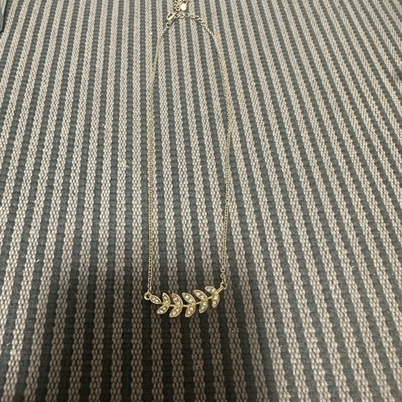 Necklace - Picture 5 of 6